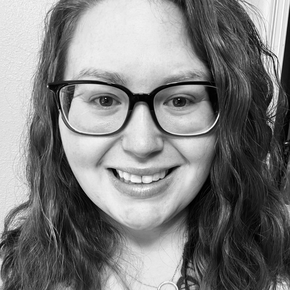 Meet your Posher, Melanie - Picture 1 of 1